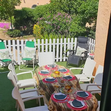 Casa Con Jardin A 35 Metros De La Playa. Br. Holiday home
