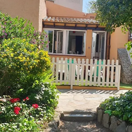 Hébergement de vacances Casa Con Jardin A 35 Metros De La Playa. Br.