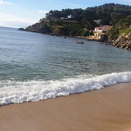 Сasa de vacaciones Casa Con Jardín A 35 Metros De La Playa. Br.