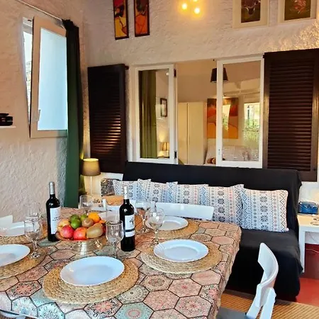Hébergement de vacances Casa Con Jardin A 35 Metros De La Playa. Br.