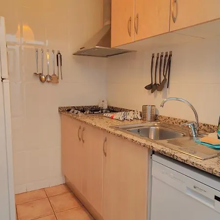Сasa de vacaciones Casa Con Jardín A 35 Metros De La Playa. Br. *